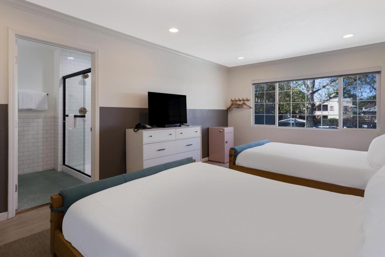 Signature Inn Oakland Zewnętrze zdjęcie