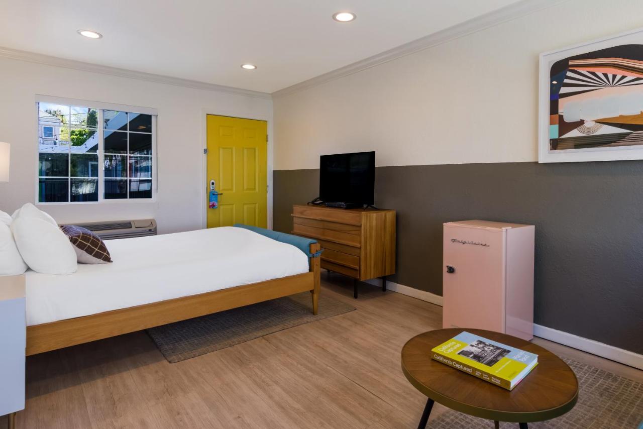 Signature Inn Oakland Zewnętrze zdjęcie
