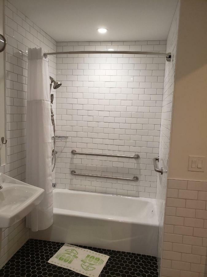Signature Inn Oakland Zewnętrze zdjęcie